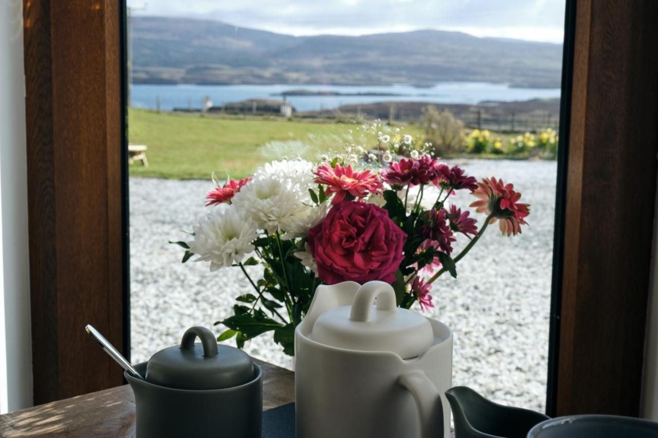 Hazelbank Bed And Breakfast Colbost Exterior photo